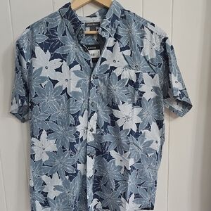 Eddie Bauer Blue Floral Button Shirt Tropical Outdoor Size L NWT